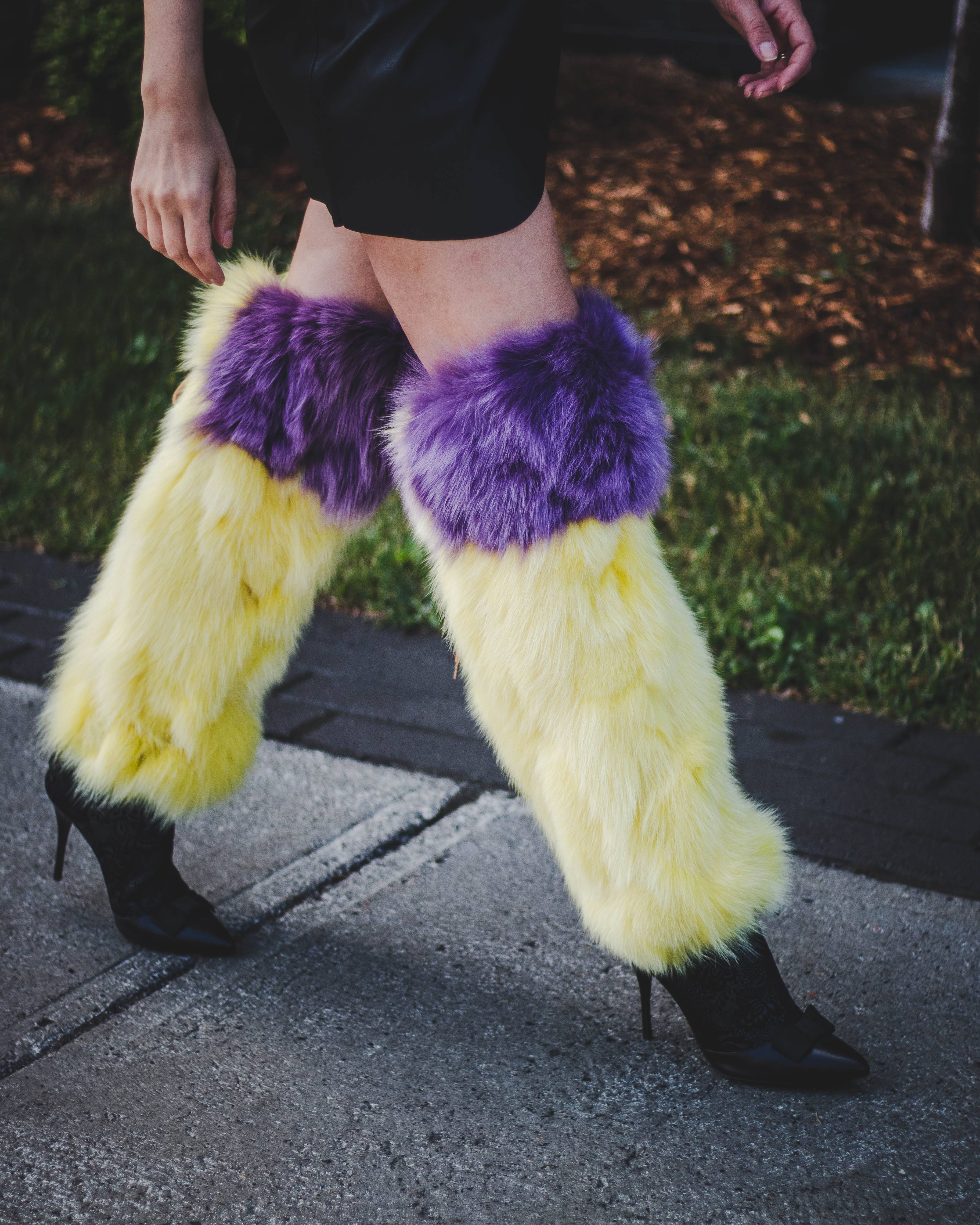 Yellow fur clearance boots